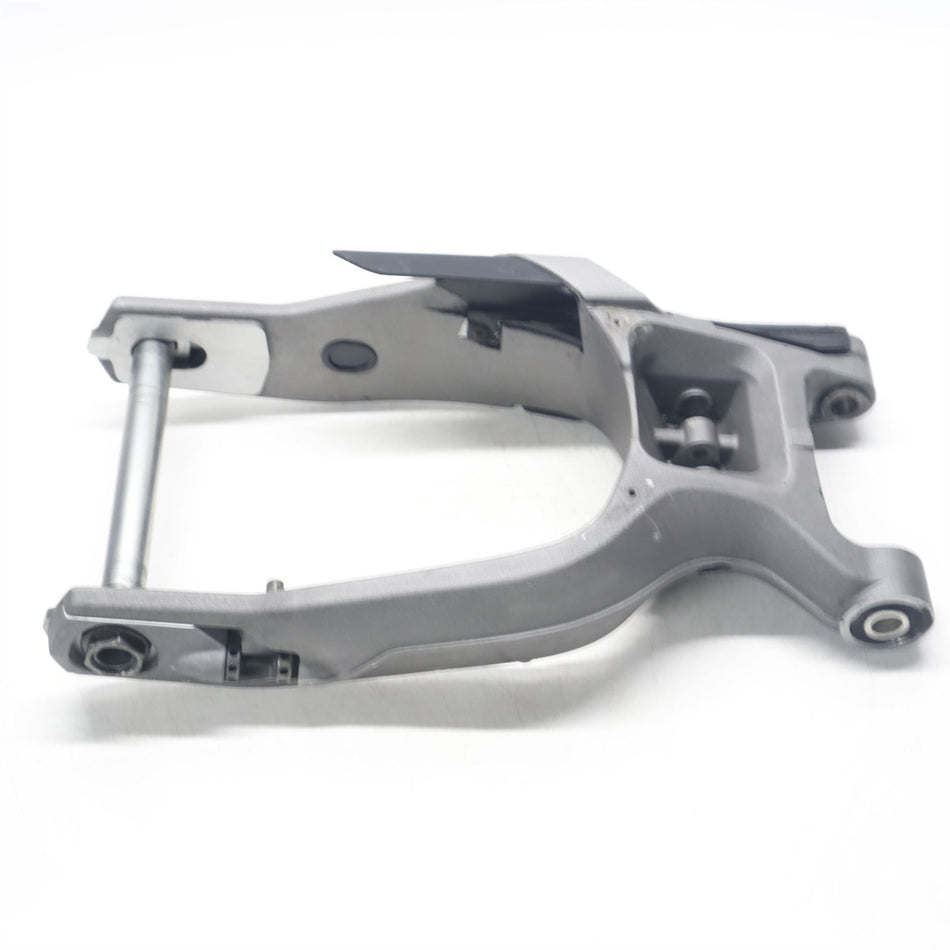 2004 Ducati 749 S Swingarm - 37010323A