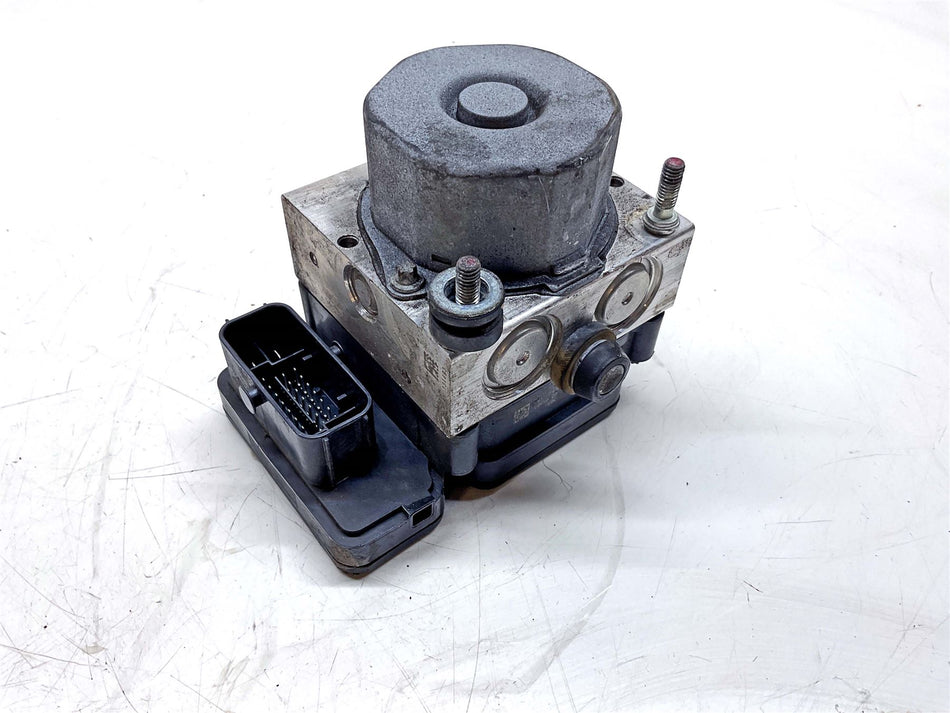 2018 Harley-Davidson Street Glide ABS Pump - 41100061B