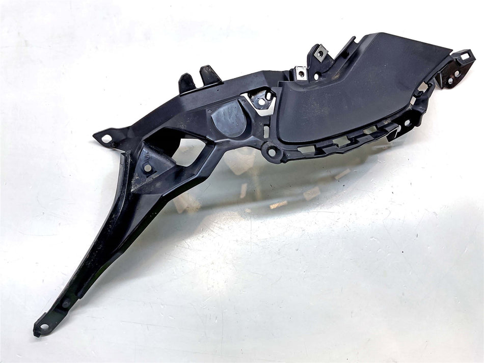 2023 Yamaha YZF-R 125 Lefthand Panel Cover - BCWF172G00