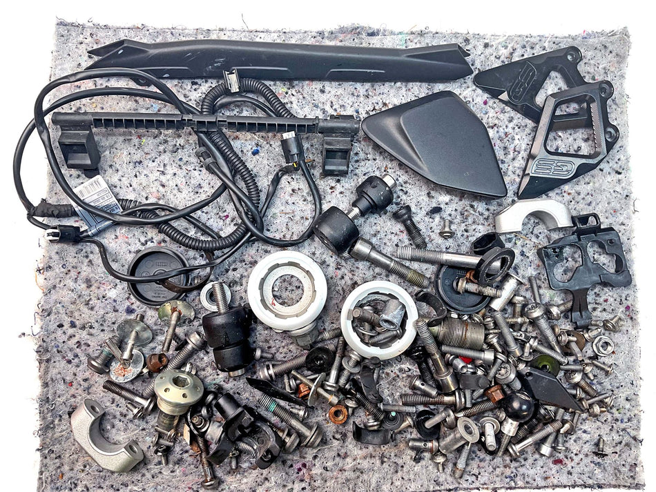 2021 BMW R1250GS Assorted Nuts, Bolts & Fixings