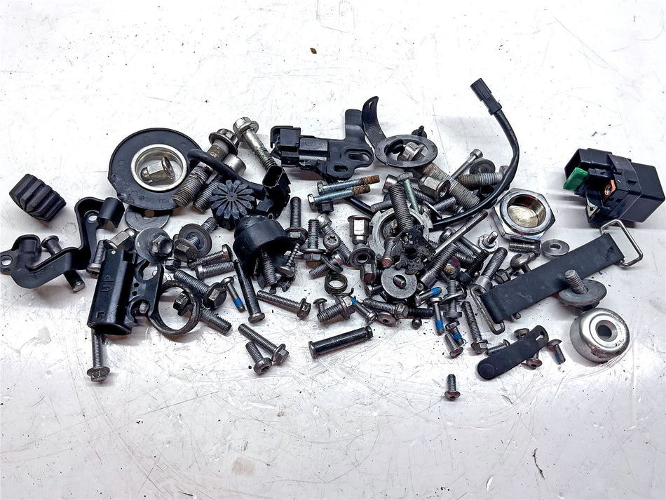 2018 Triumph Bonneville T120 Black Assorted Nuts, Bolts & Fixings - b59793BBB