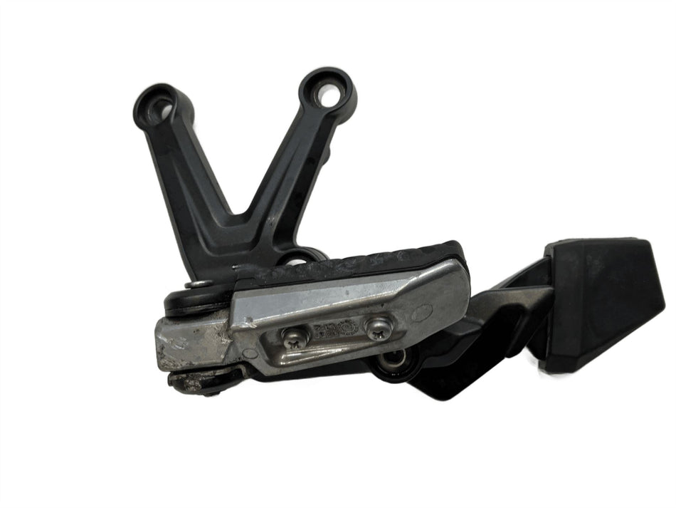2022 Kawasaki Ninja H2 SX SE Rear Right Footrest & Hanger 350631457