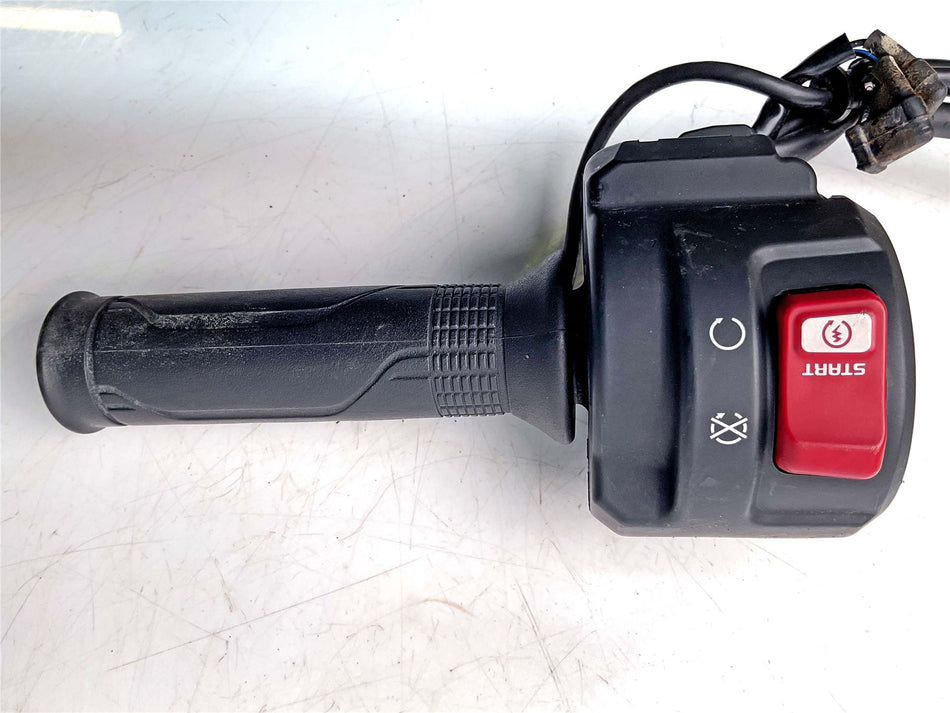 2018 Honda CB1000R Switchgear Right - 35135MKJD02