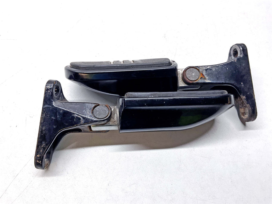 2018 Harley-Davidson Street Glide Special FLHXS Rear Footpegs & Hangers