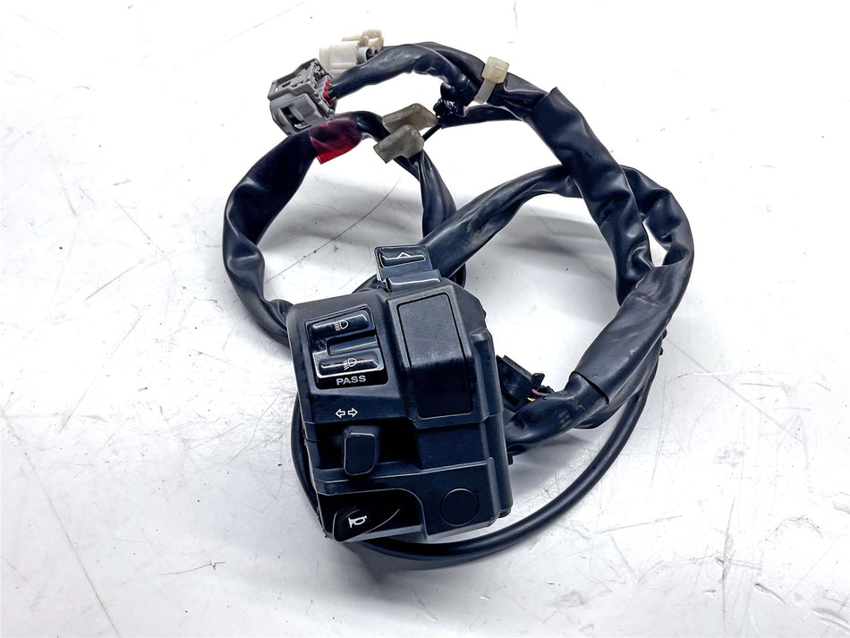 2017 Yamaha Tracer 9 Left Switchgear - 1RC8181500