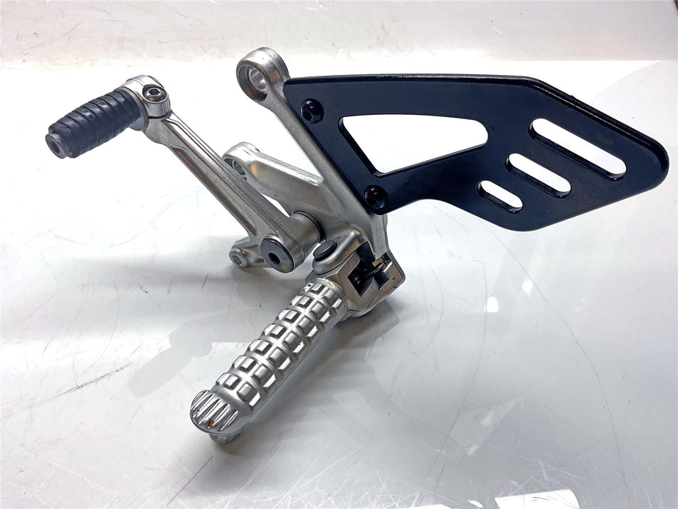 2022 Aprilia Tuono V4 1100 Factory ABS Front Left Footrest & Hanger - 897829