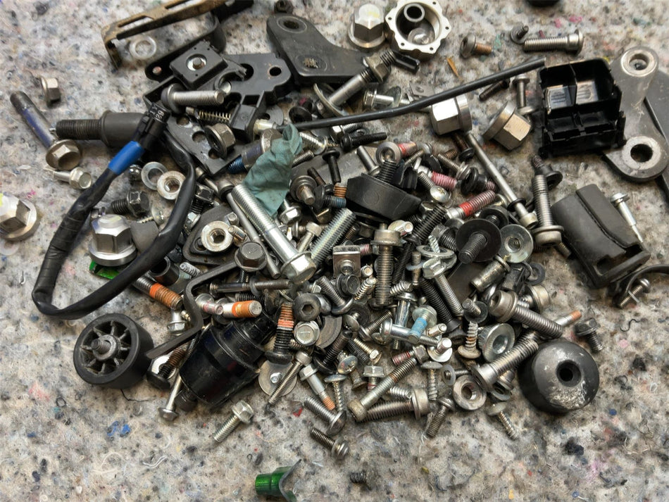 2022 Kawasaki Ninja H2 SX SE Assorted Nuts Bolts Fixings H2SXFIXINGS
