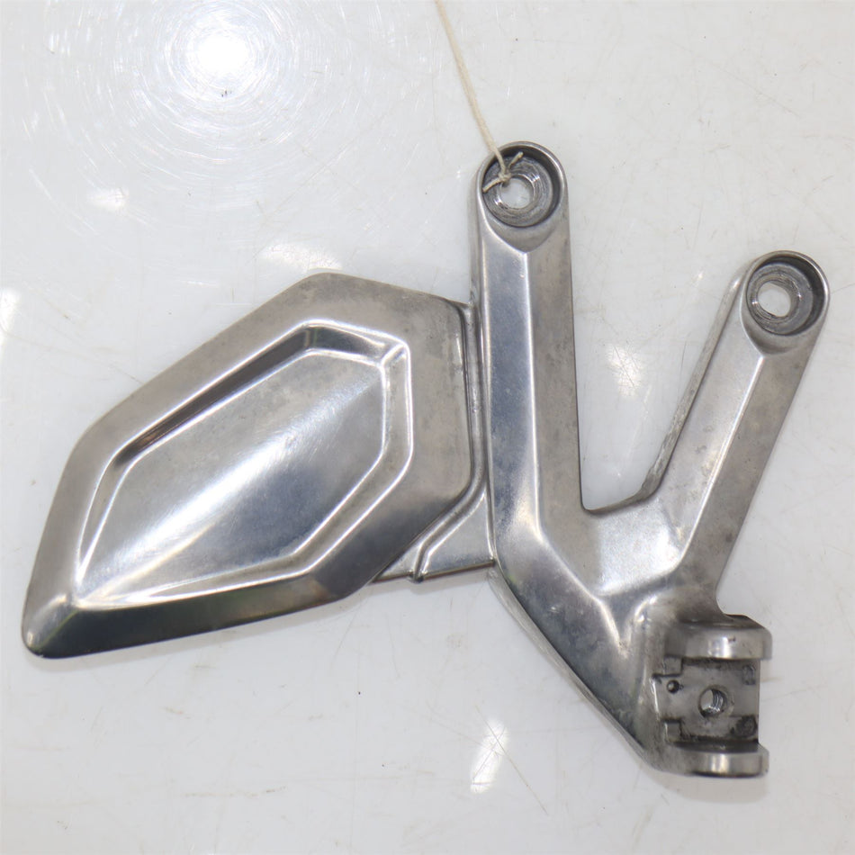 2023 TRIUMPH TRIDENT R/H/F Footrest Hanger - T2086847