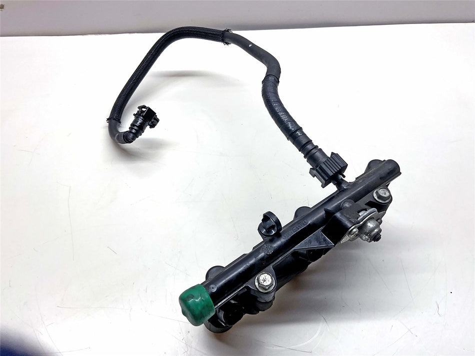 2018 Yamaha MT-09 SP Fuel Pipe Rail - 1RC139300000
