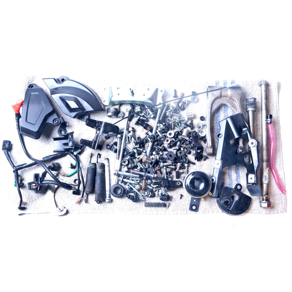 2023 Honda CRF1100L Africa Twin Assorted Nuts, Bolts & Fixings