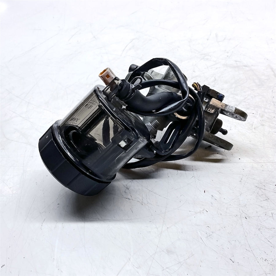 2022 Triumph Street Triple 765 RS Front Brake Master Cylinder - T2024898