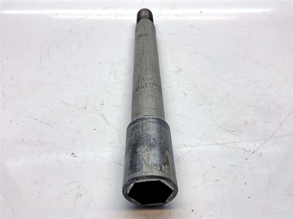 2007 Triumph Tiger 1050 Front Wheel Axle / Spindle - T2000195