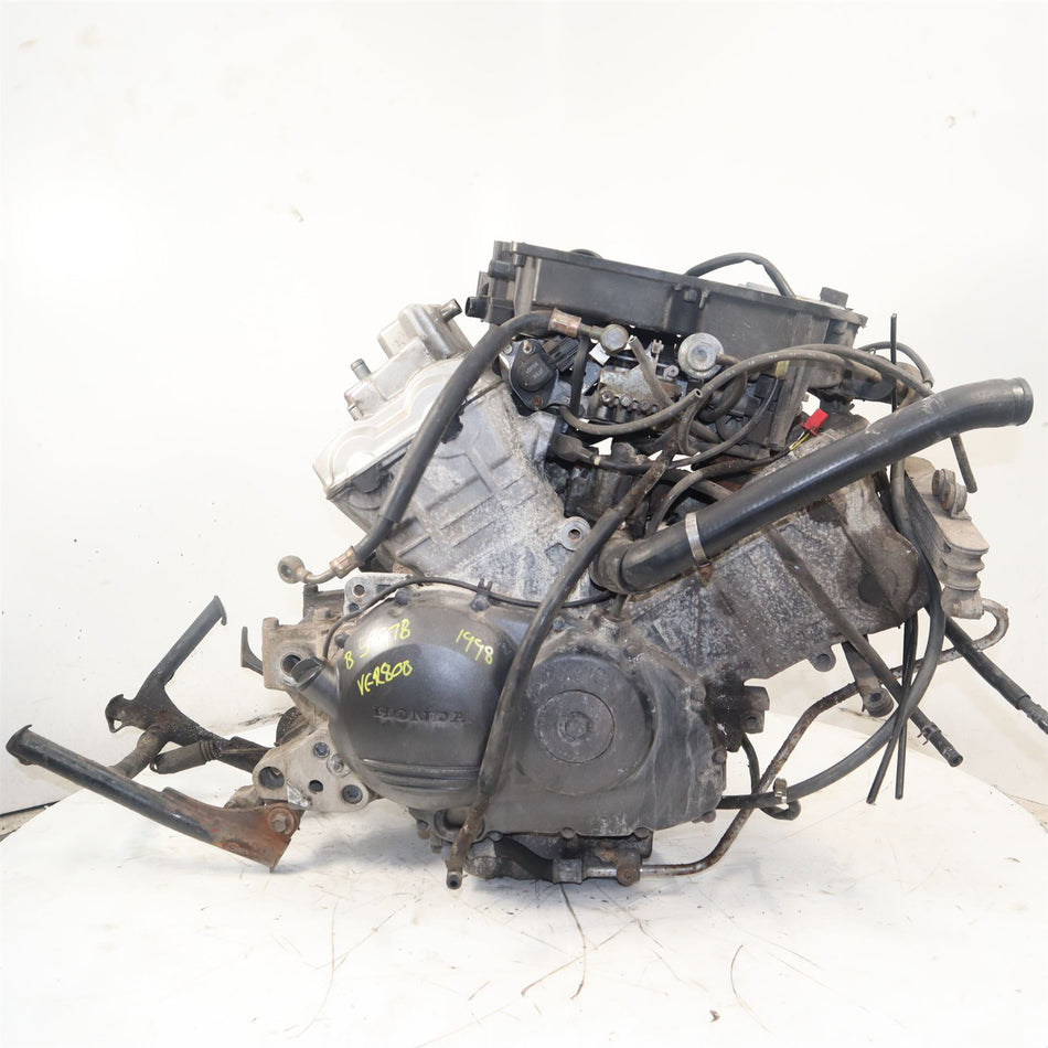 1998-2001 HONDA VFR 800F Complete Engine 62,000mls - B52978
