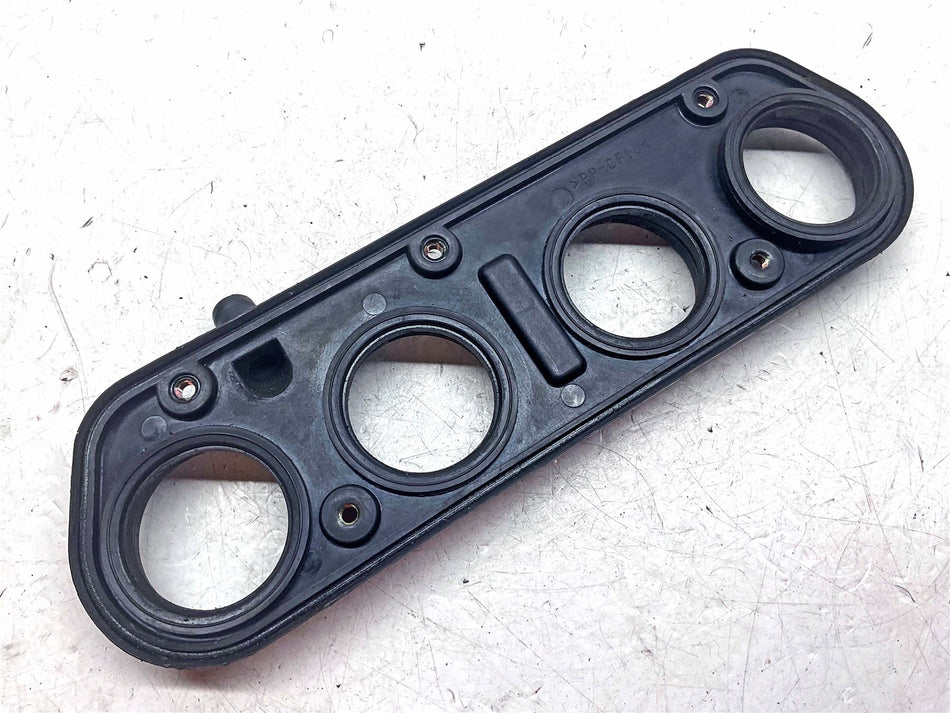 2006 Kawasaki Ninja ZX10R ZX1000D Holder Air Ducts - 14079-0018