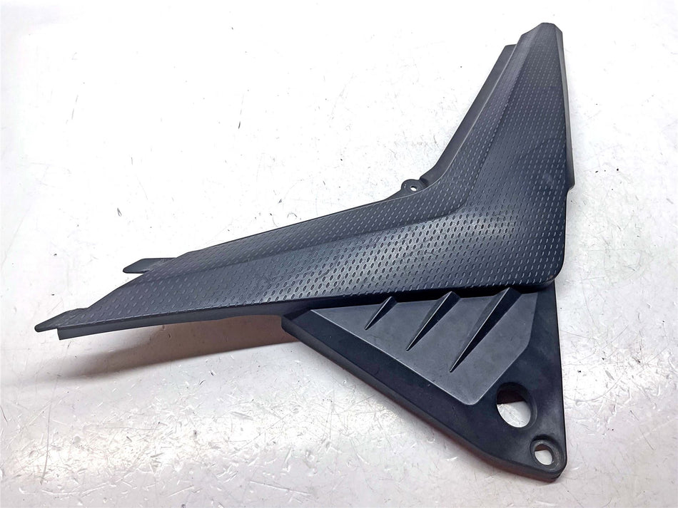 2015 Yamaha XT660 X Left Side Cover - 10SF17110000