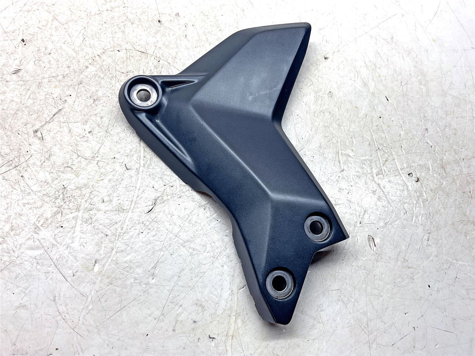 2024 Yamaha YZF R7 Right Frame Cover - BEB274630000