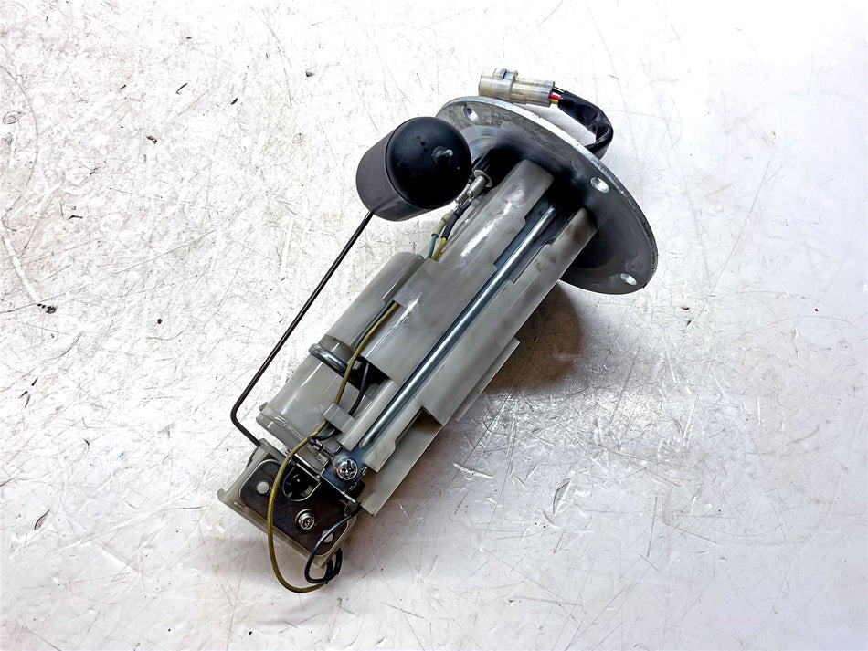 2012 Suzuki GSX-R1000 L2 Fuel Pump - 1510047H10000