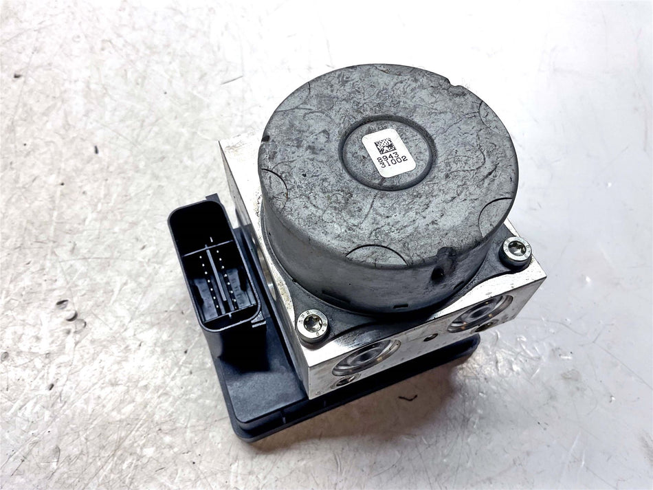 2021 BMW R1250GS Adventure ABS Modulator Pump - 34511540043