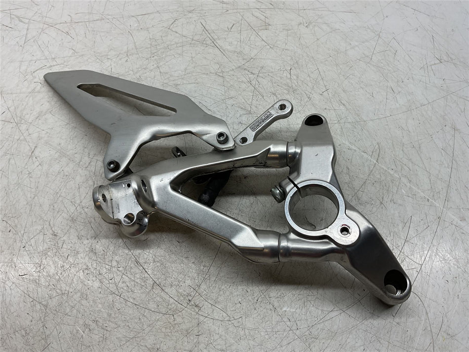 2018 Ducati 959 Panigale Right Hand Front Footrest Hanger - 82421862AA
