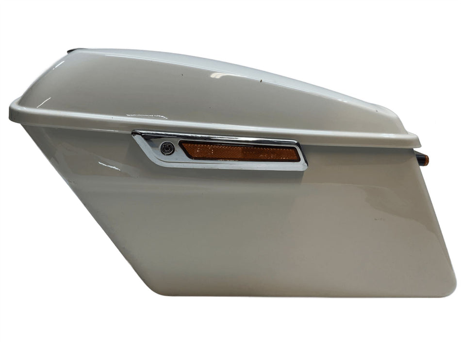 2023 Harley-Davidson Electra Glide Left Pannier / Saddle Bag 90200827