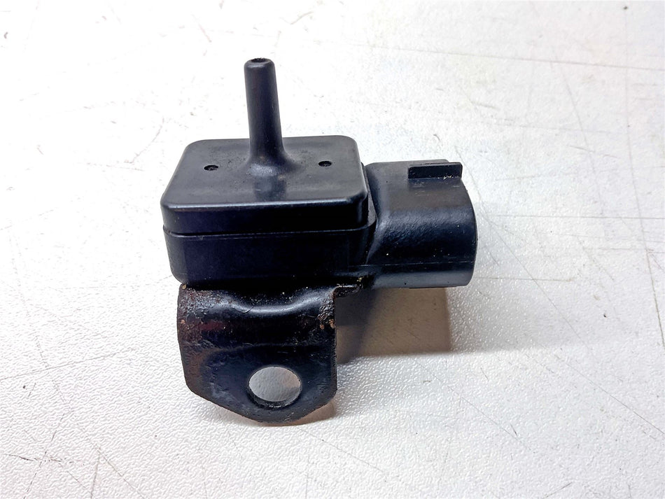 2002 Suzuki GSX-R600 Air Pressure Sensor - 1562035F00000