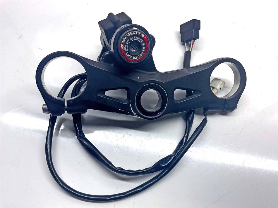 2004 Kawasaki Ninja ZX10R Switch Assy & Top Yoke No Key - 270055139