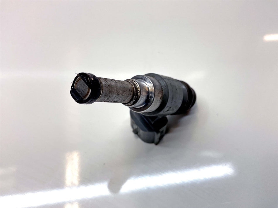 2016 Yamaha MT-09 Fuel Injector - 4C8137610000