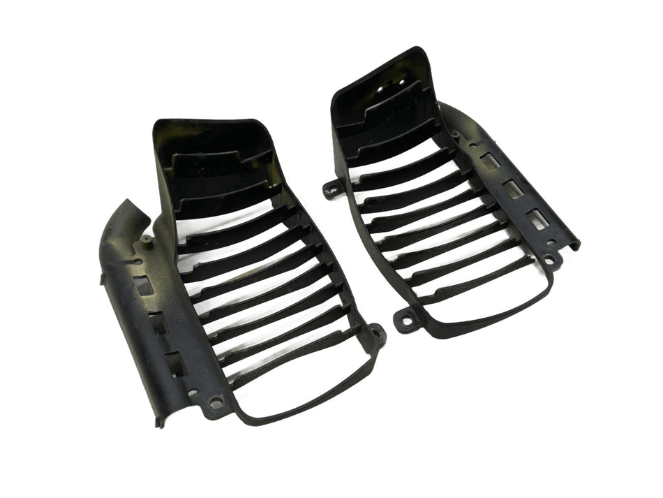 2017 Vespa GTS300 Radiator Guard Grilles Left & Right Pair 623912 623913
