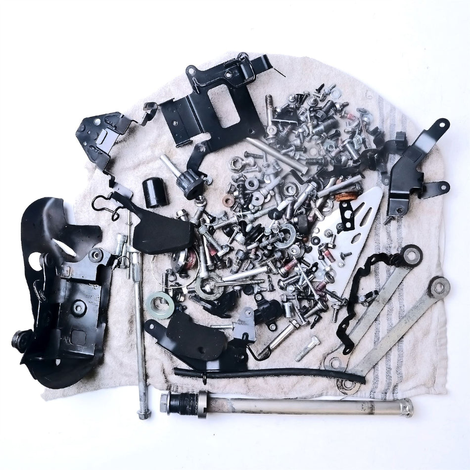 2019 Kawasaki Ninja ZX6R ZX636 Assorted Nuts, Bolts & Fixings