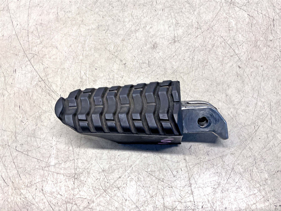 2015 Triumph Tiger 800 XCX Right Rear Footrest  - T2084401