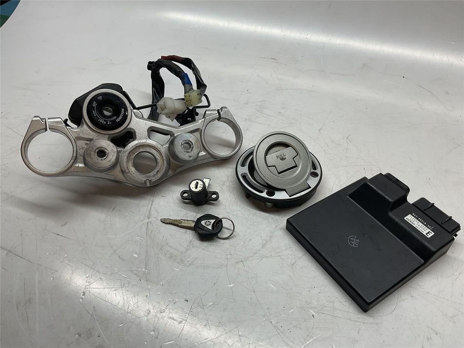2018 Yamaha MT-10 Lock Set & ECU - B67W82503100