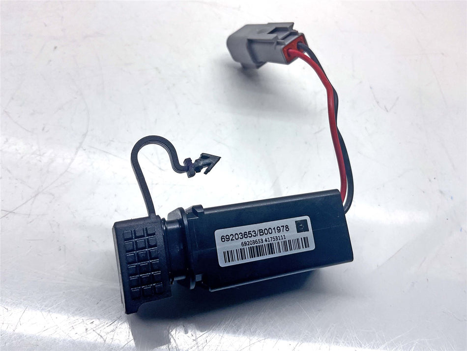 2025 Harley-Davidson Breakout USB-C Hub - 69203653
