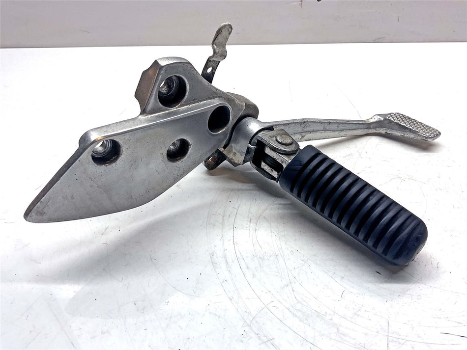 2007 Yamaha XJR1300 Front Right Footrest Hanger - 5EA274200000