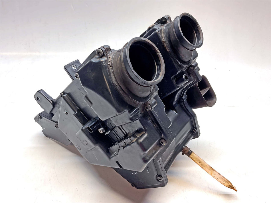 2015 Triumph Scrambler 900 Airbox - T2209357