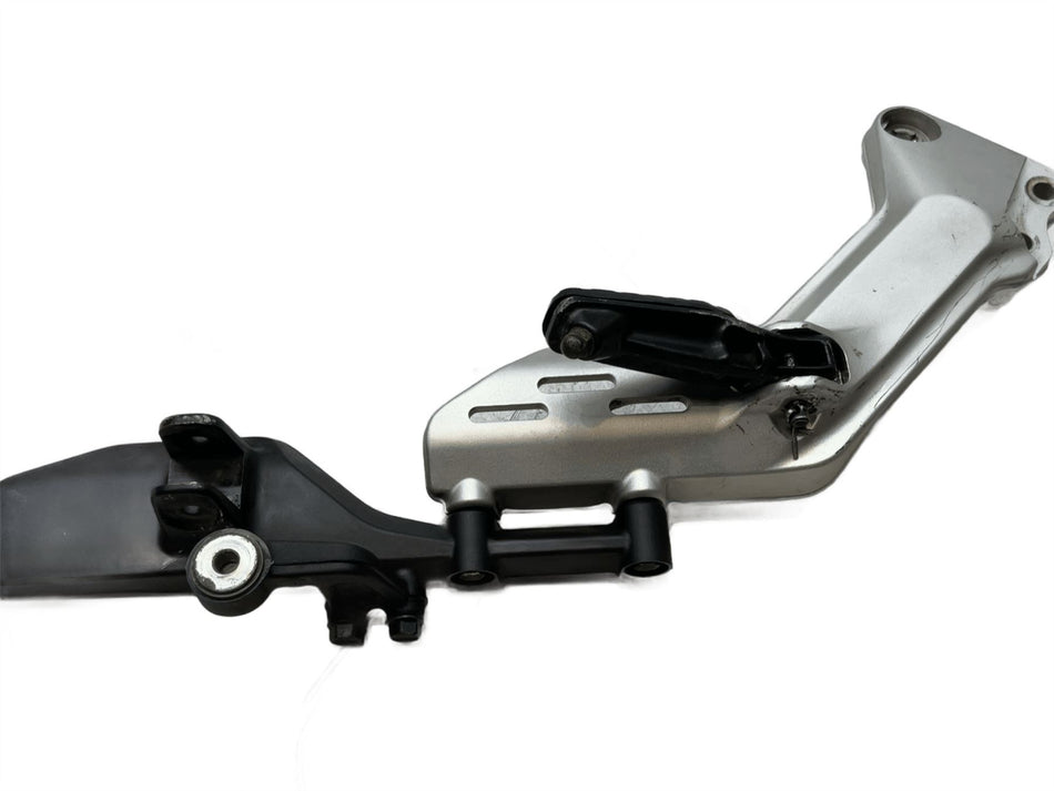 2022 Husqvarna SVARTPILEN 125 Front Right Footrest & Hanger 28103039000