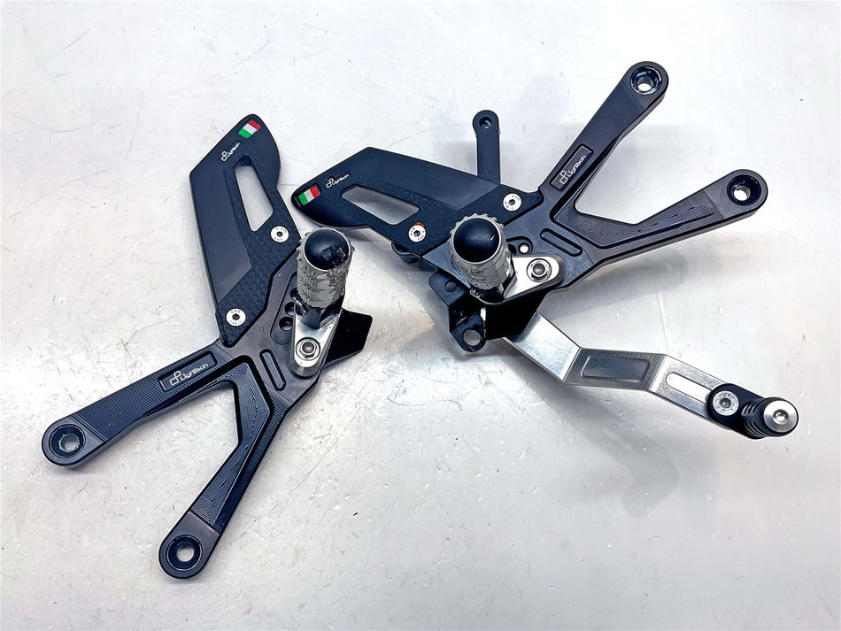 2025 Yamaha YZF R1 Lightech Footrests