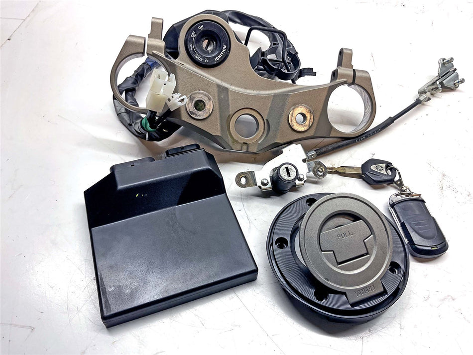 2017 Yamaha Tracer 9 Lockset & ECU - 2SC8591A0000