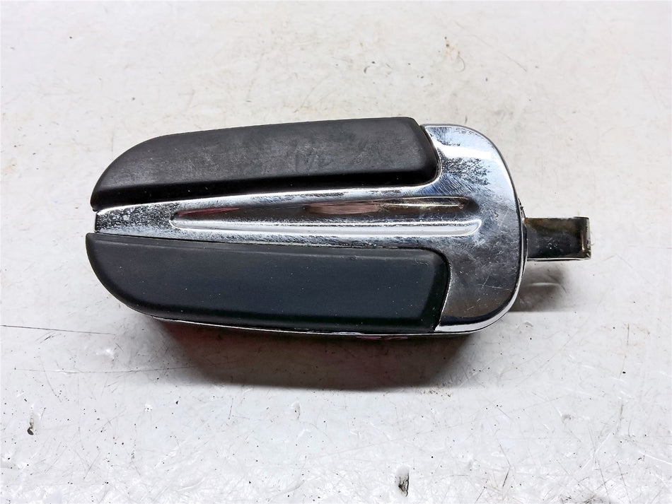 2014 Harley-Davidson Breakout FXSB Left Footrest