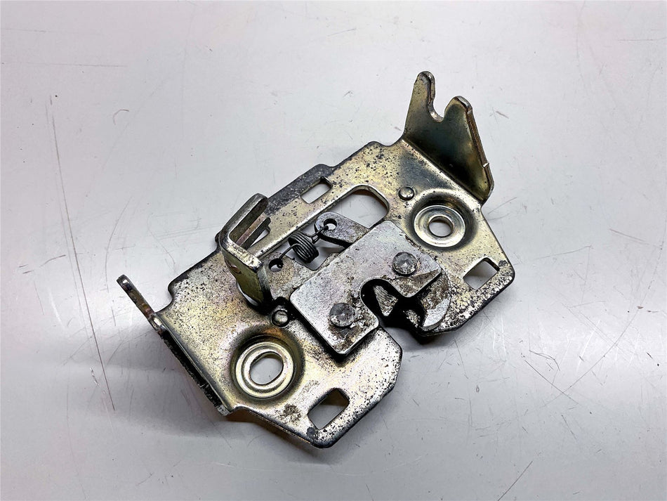 2022 Honda PCX125 seat latch - 77230K35V00
