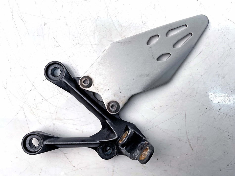 2019 Kawasaki Ninja ZX6R ZX636 Front Left Footrest Hanger - 35063016018R