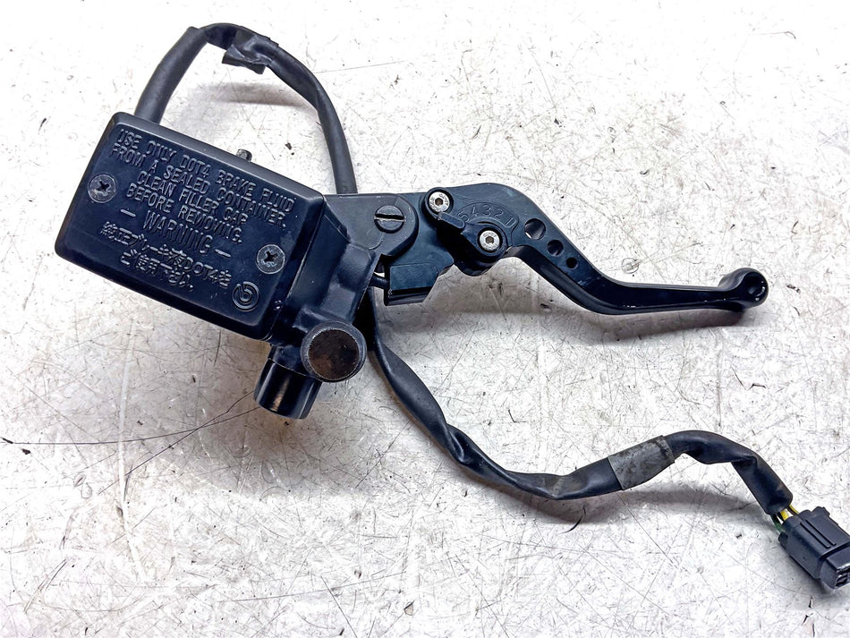 2018 Yamaha MT-10 Front Brake Master Cylinder & Lever - 1XB2580A00