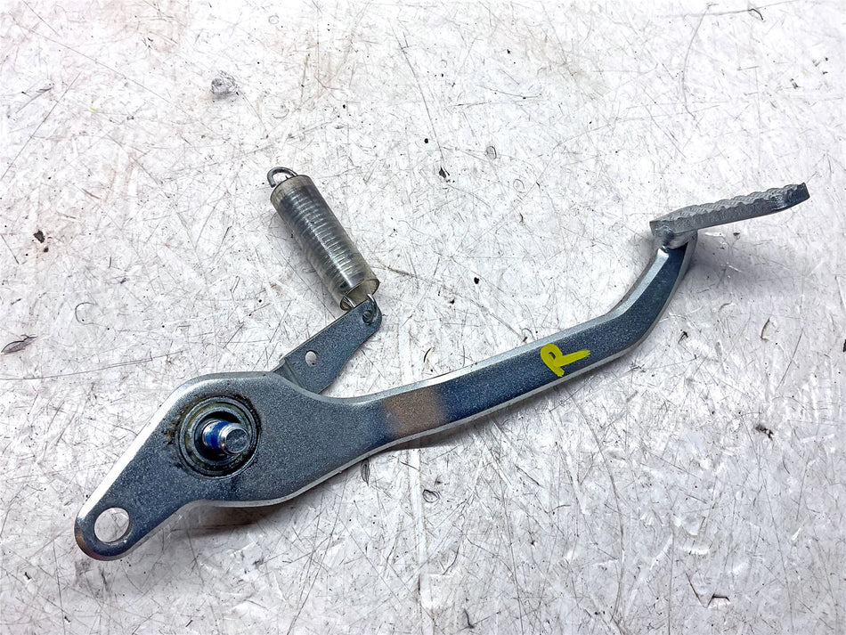 2024 Yamaha YZF R7 Right Frame Cover - BEB2746300