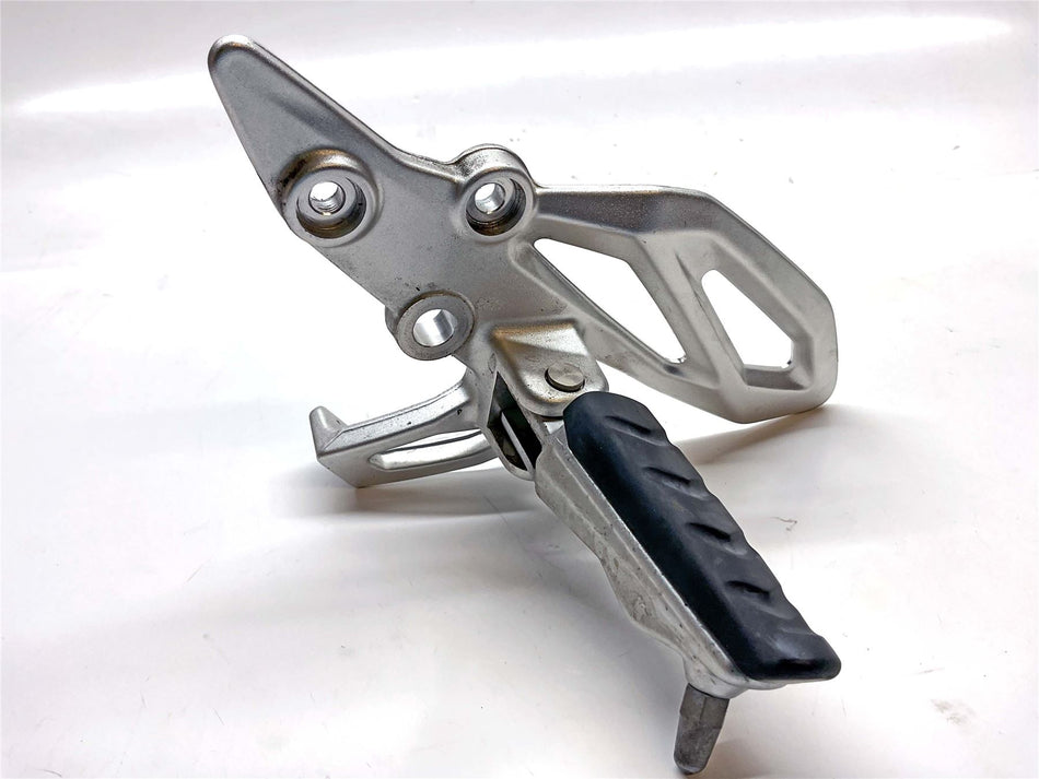 2024 BMW R1250R Left Rider Footrest - 46718540796