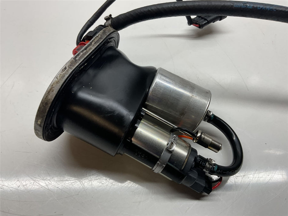 2010 Aprilia RSV4 R Fuel Pump - B043925