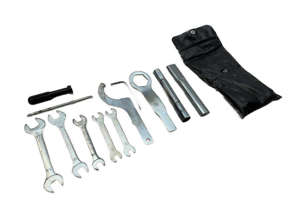 2013 Yamaha FZ1 Toolkit 2D1W28100100