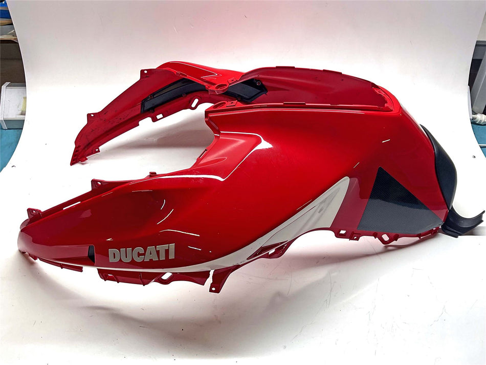 Ducati Multistrada V4 Fuel Tank Surround Cover