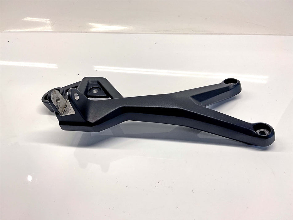 2025 Triumph Tiger 800 Right Rear Footrest Hanger - T2082791