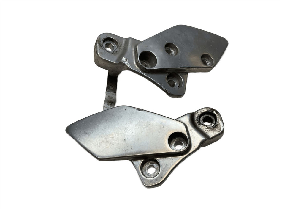 2018 Yamaha XJR1300 Heel Guards Pair 4KG2744501 4KG2744601