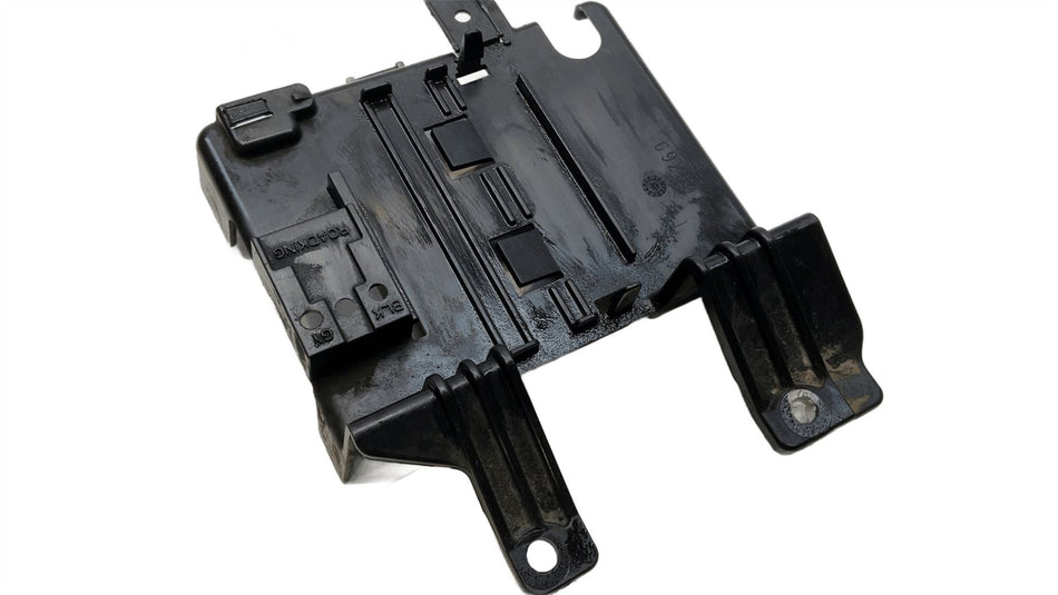2020 Harley-Davidson CVO Electrical Connector Caddy Bracket 69200174