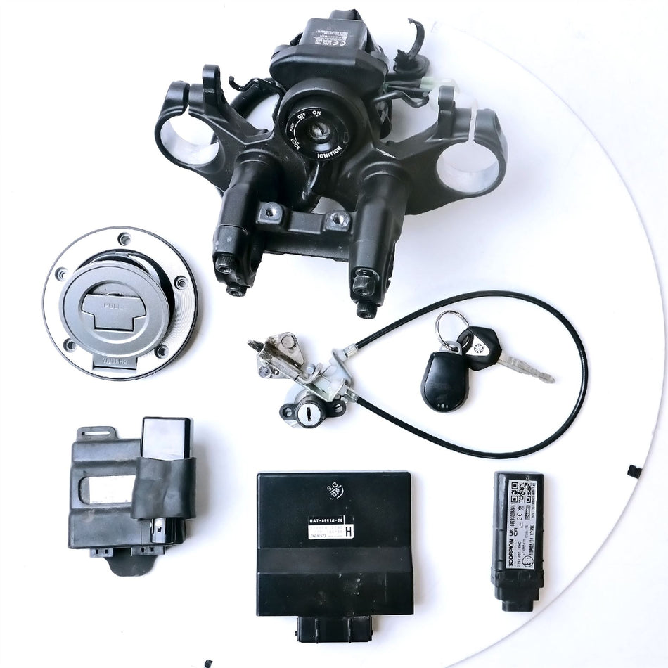 2024 Yamaha MT-07 Lock Set, ECU & Top Yoke - BAT8591A8000